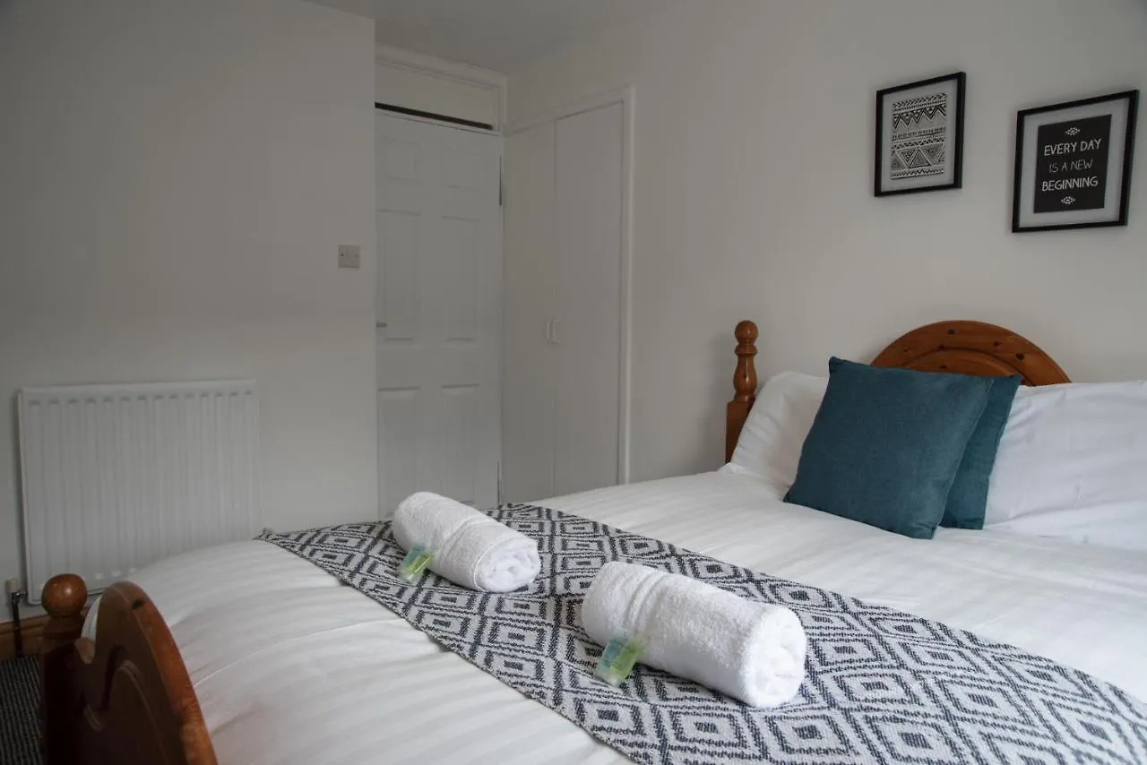 Cottenham House - City Centre - Free Parking - Business And Relocation Villa Newcastle upon Tyne United Kingdom