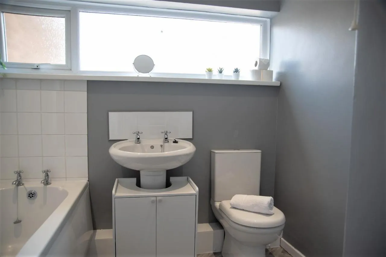 הוילה ניוקאסל Cottenham House - City Centre - Free Parking - Business And Relocation בית נופש
