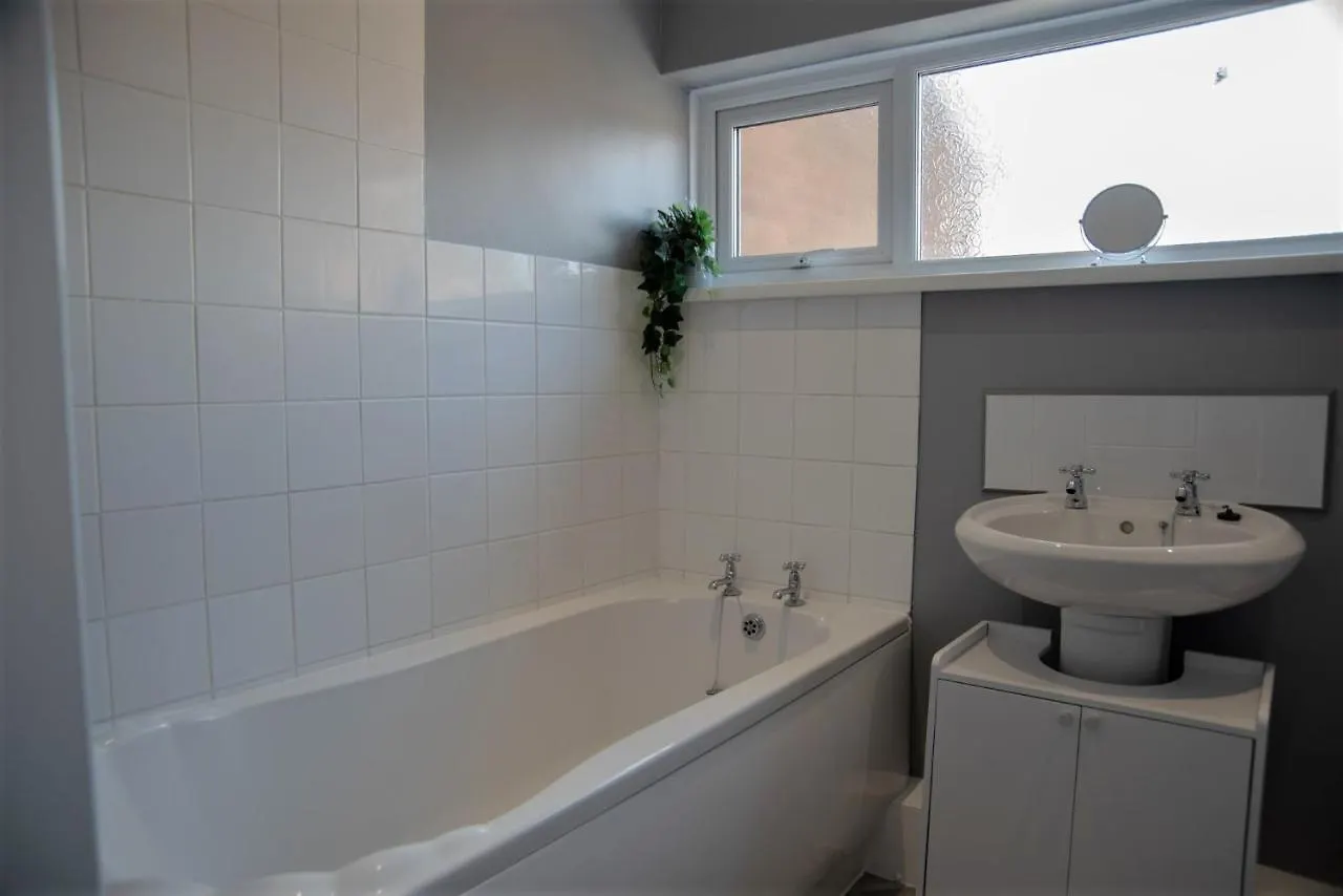 הוילה ניוקאסל Cottenham House - City Centre - Free Parking - Business And Relocation 0*,  בריטניה